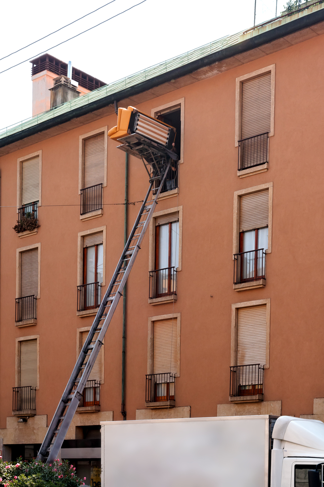 Location Monte Meuble Paris avec opérateur